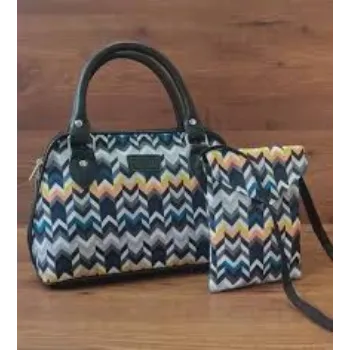 alluring women bags01-6366100-47988.webp